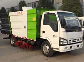 庆铃五十铃扫路车（国6）