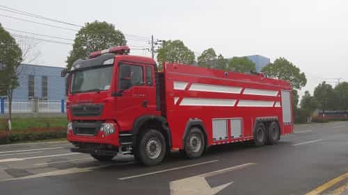 豪沃24吨水罐消防车