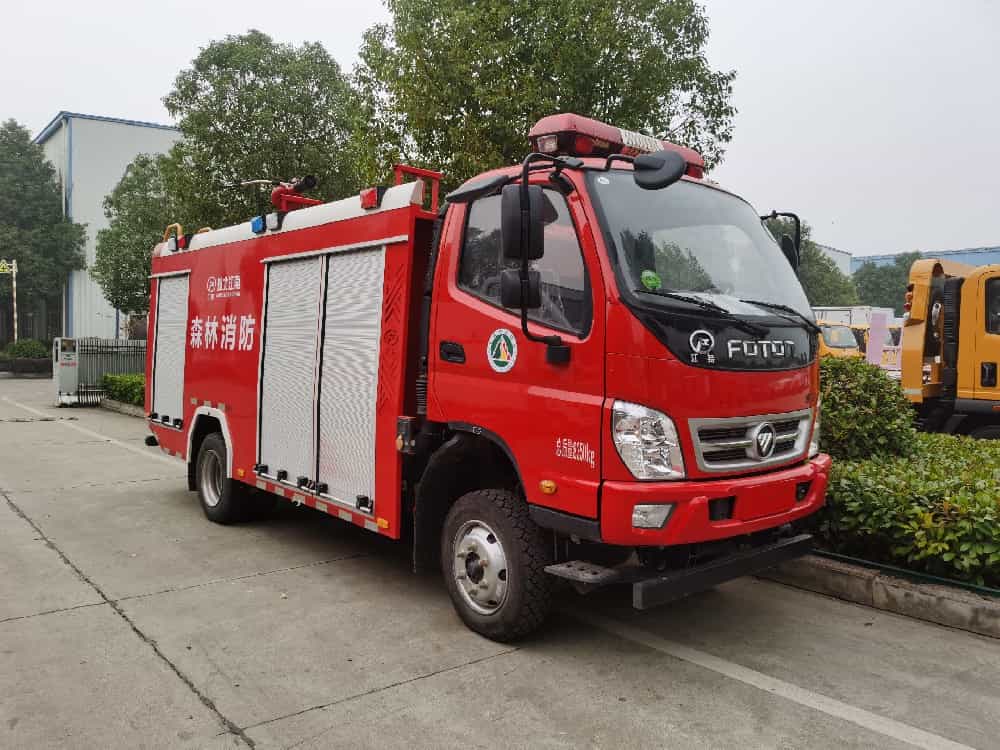 福田2.5吨泡沫消防车